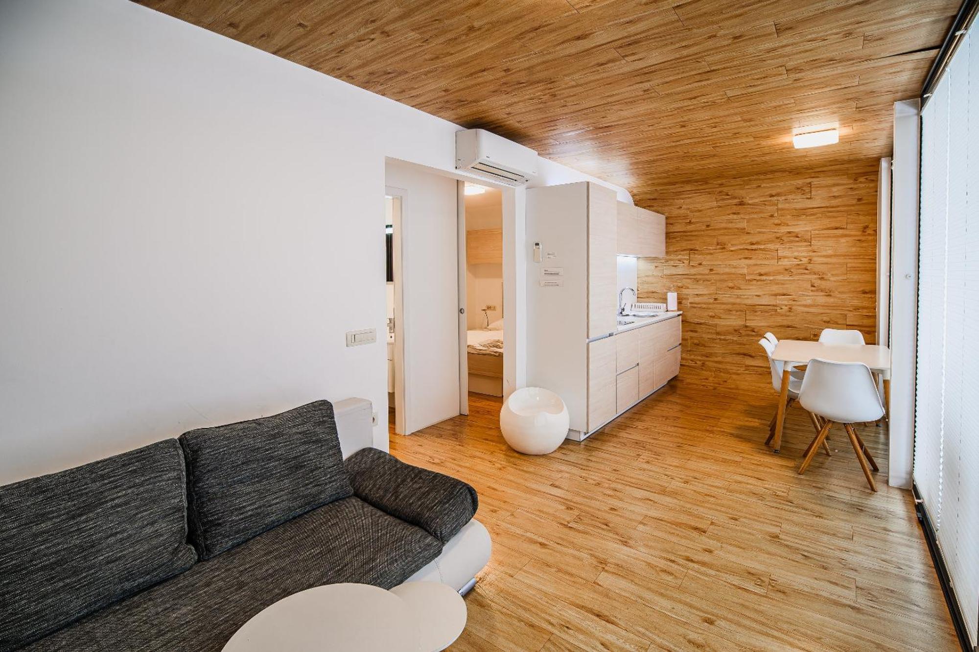 Glamping Maleric With Natural Pool Dragatuš Exteriér fotografie
